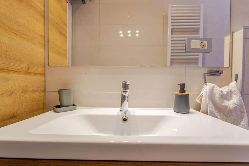 Apartment Bacvice สปลิท ภายนอก รูปภาพ